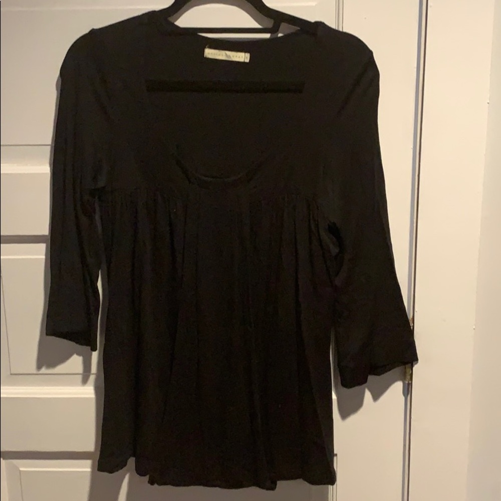Black top with three quarter sleeves